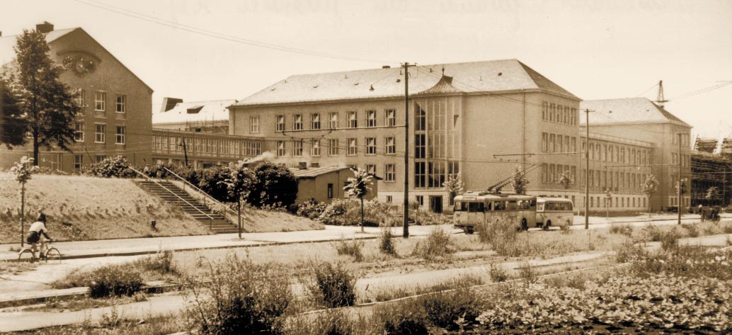 Gebäudekomplex Zellescher Weg einschließlich Willers-Bau und Trefftz-Bau