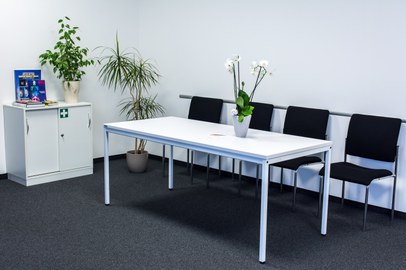 Wartebereich NIC B