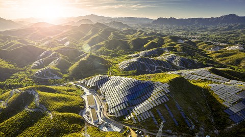 Solaranlagen auf Gebirgszügen