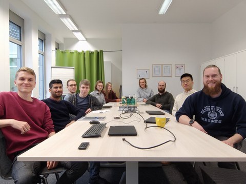 Gruppenfoto der Kollegiat:innen der 3. und 4. Generation des Boysen TUD Graduiertenkollegs  