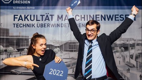 Plakat zum Tag der Fakultät Maschinenwesen 2022