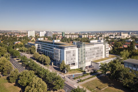 Das Bürogebäude Zellescher Weg Sitz des Instituts für Kommunikationswissenschaften der Technischen Universität Dresden