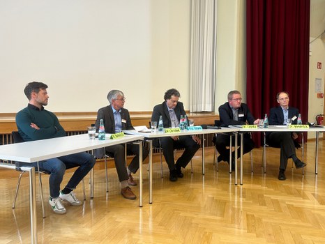 Podiumsdiskussion_