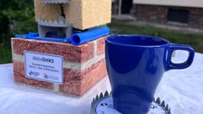Egal wie beschäftigt du bist, es ist immer Zeit für eine Tasse Kaffee.