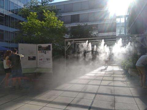 Zerstäuberanlage im Sonnelicht