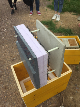 Foto der Bauweise des CUBE Carbonbetongebäudes