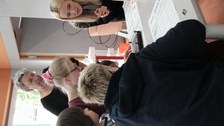 Studies am Tisch