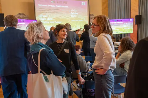 TRZN_conference_3