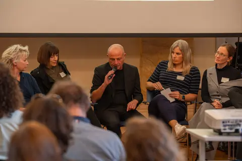 TRZN_conference_4