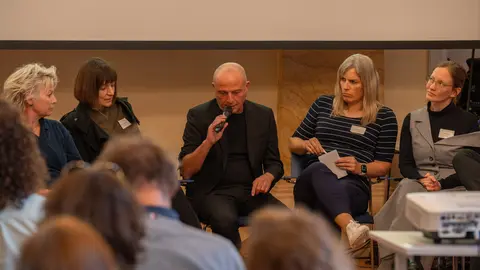 TRZN_conference_4