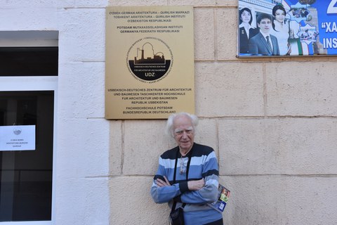 Gastdozent Prof. em. Andrey Kosinskiy (MARCHI Moskau) berichtete über das Bauwesen in den 1960er und 70er Jahren in Taschkent