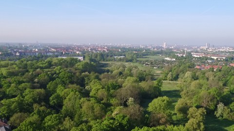 Foto des Abtnaundorfer Parks in Leipzig aus der Luft fotografiert