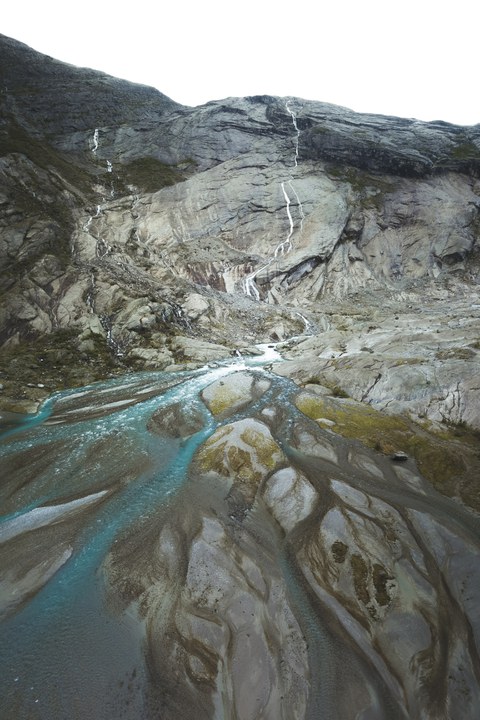 Siegerfoto des Fotoworkshops „Landschaft in Sicht: Alles im Fluss“ von Max Reichenbach, Foto eines Gletscherfluss