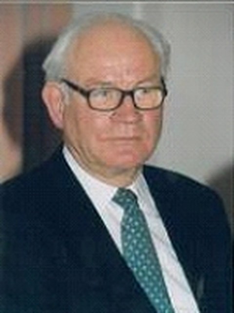 Prof. Dr. Dr.-Ing. E. h. Gottfried Kiesow