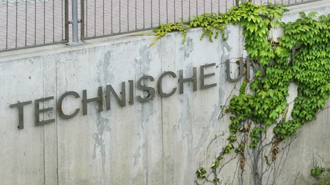 TU Dresden Schriftzug