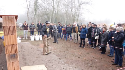 1. Praktische Demonstration der Verwendung von Heißkalkmörtel in der Ziegelei Hundisburg