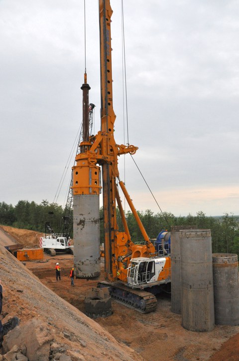 Bohrgerät auf Baustelle