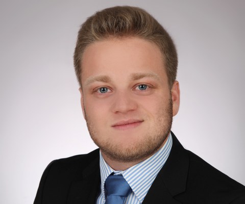 Oliver Becker