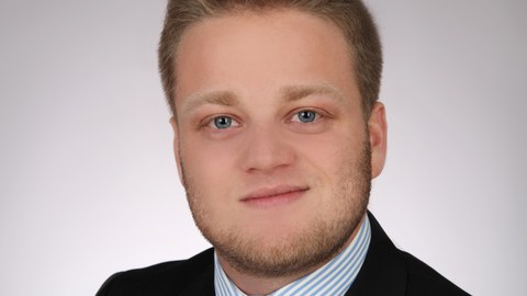 Oliver Becker