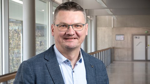  Portraitbild von Robert Jahn