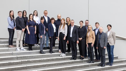 Gruppenbild der Mitarbeiter vom Institut für Baubetriebswesen
