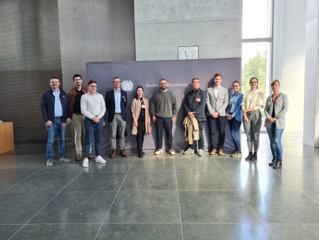 Gruppenbild der Mitglieder des IBB im Bundestag.