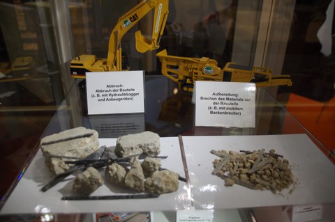 C³ Messestand BAU2019 Vitrine Abbruch