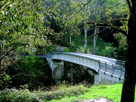 Segmentbrücke aus textilbewehrtem Beton in Kempten