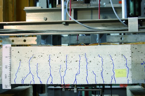 Crack pattern of a two layer strengthened steel reinforced slab