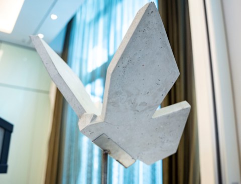 Carbon-reinforced concrete sculpture as demonstrator 