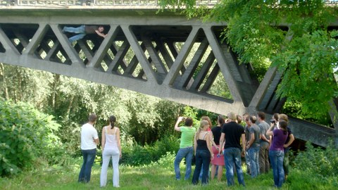 Massivbrücken zum Anfassen auf der jährlichen Brückenbauexkursion.