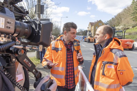 Impressionen Belastungstest Elbbrücke Bad Schandau im April 2025