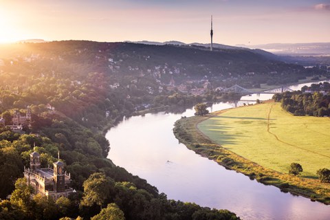 Dresden mit Blick in Richtung Sächsische Schweiz