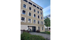 Von-Mises-Bau Straßenansicht
