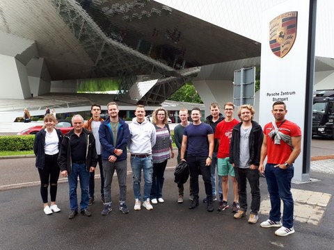 Gruppenbild Porsche-Museum