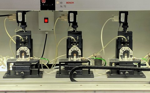 Leibniz-Institut für Polymerforschung TUD 3