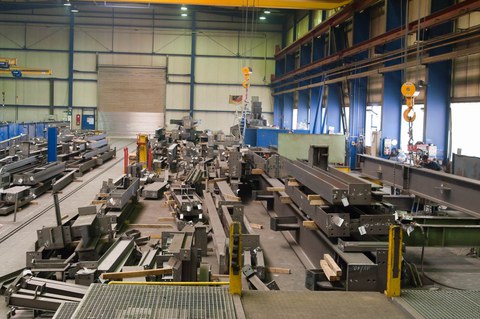 Blick in die Werkshalle von Züblin Stahlbau