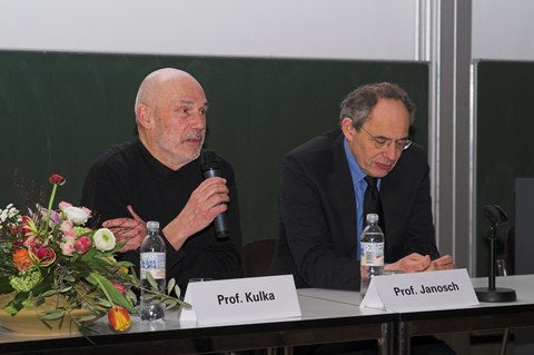 Podium_b