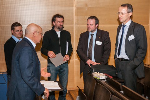 Angeregte Pausengespräche