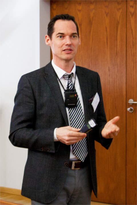 Univ.-Doz. Dr. Markus Schäfer, Universität Luxem-burg