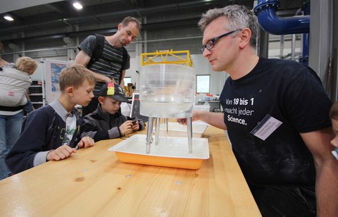 LNDW im Wasserbaulabor, Kinderexperimente