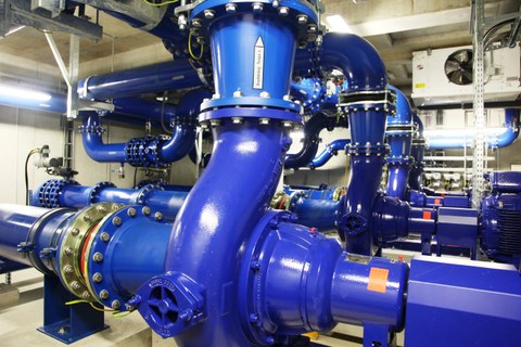 Pumps in the hydraulic engineering hall
