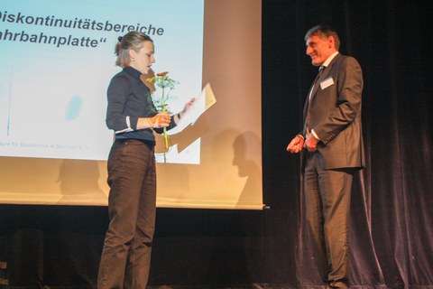 Verleihung des diesjährigen Grüning-Preises an Camilla Lewerenz 