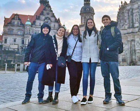 Gruppenbild in der Dresdner Altstadt