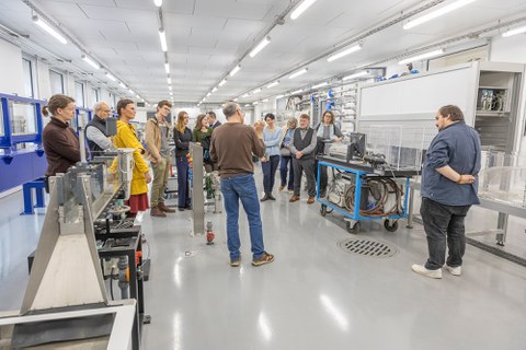 Laborführung im Lehrlabor