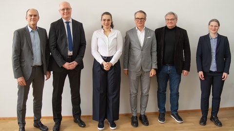 Gruppenfoto mit der Promotionskommission