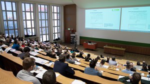 Blick ins Auditorium der Stahlbautagung