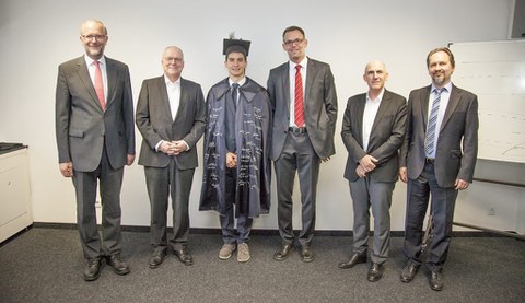 v.l.n.r.: Prof. Dr.-lng. habil. lvo Herle, Prof. Dr.-lng. Dr.-lng. E.h. Manfred Curbach, Dipl.-lng. Jakob Bochmann, Dr.-lng. Frank Jesse, Prof. Dr. sc. techn. Mike Schlaich, Prof. Dr.-lng. Viktor Mechtcherine