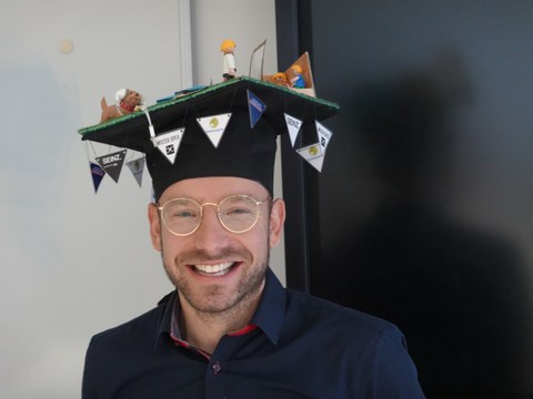 Martin Krause mit Doktorhut