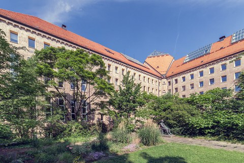 Hülsse-Bau an der TU Dresden